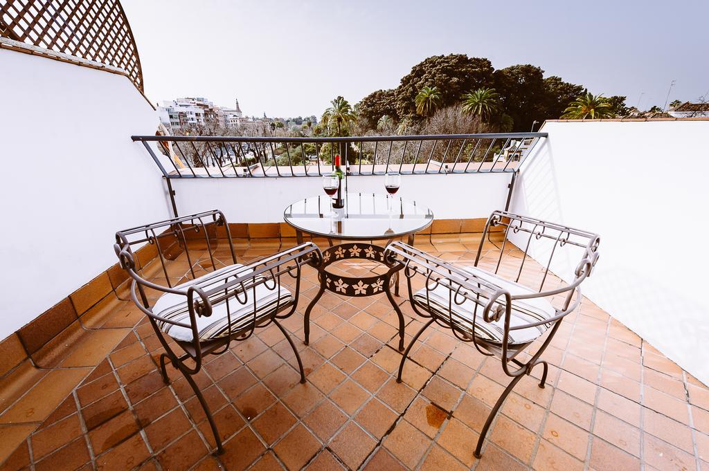 Basic Hotel Doña Manuela Sevilla Exterior foto