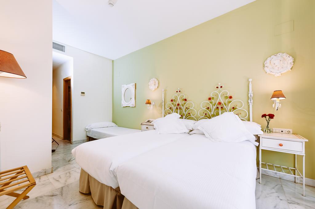 Basic Hotel Doña Manuela Sevilla Exterior foto